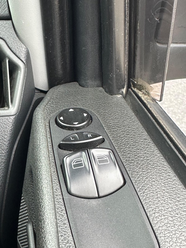 Used Mercedes-Benz Vito 2012 for sale - 76270835: Photo 11