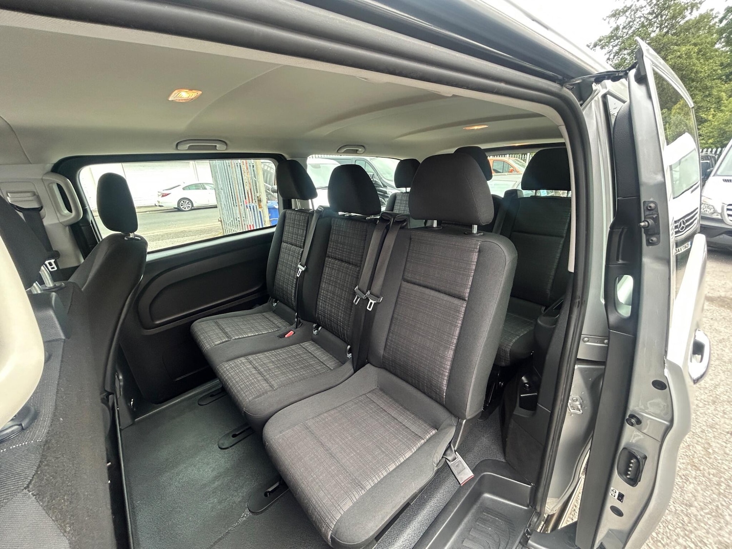 Used Mercedes-Benz Vito 2016 for sale - 76988058: Photo 25