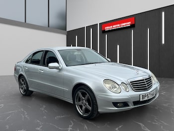 (57) - 2.1 E220 CDI Executive (Executive) 4dr