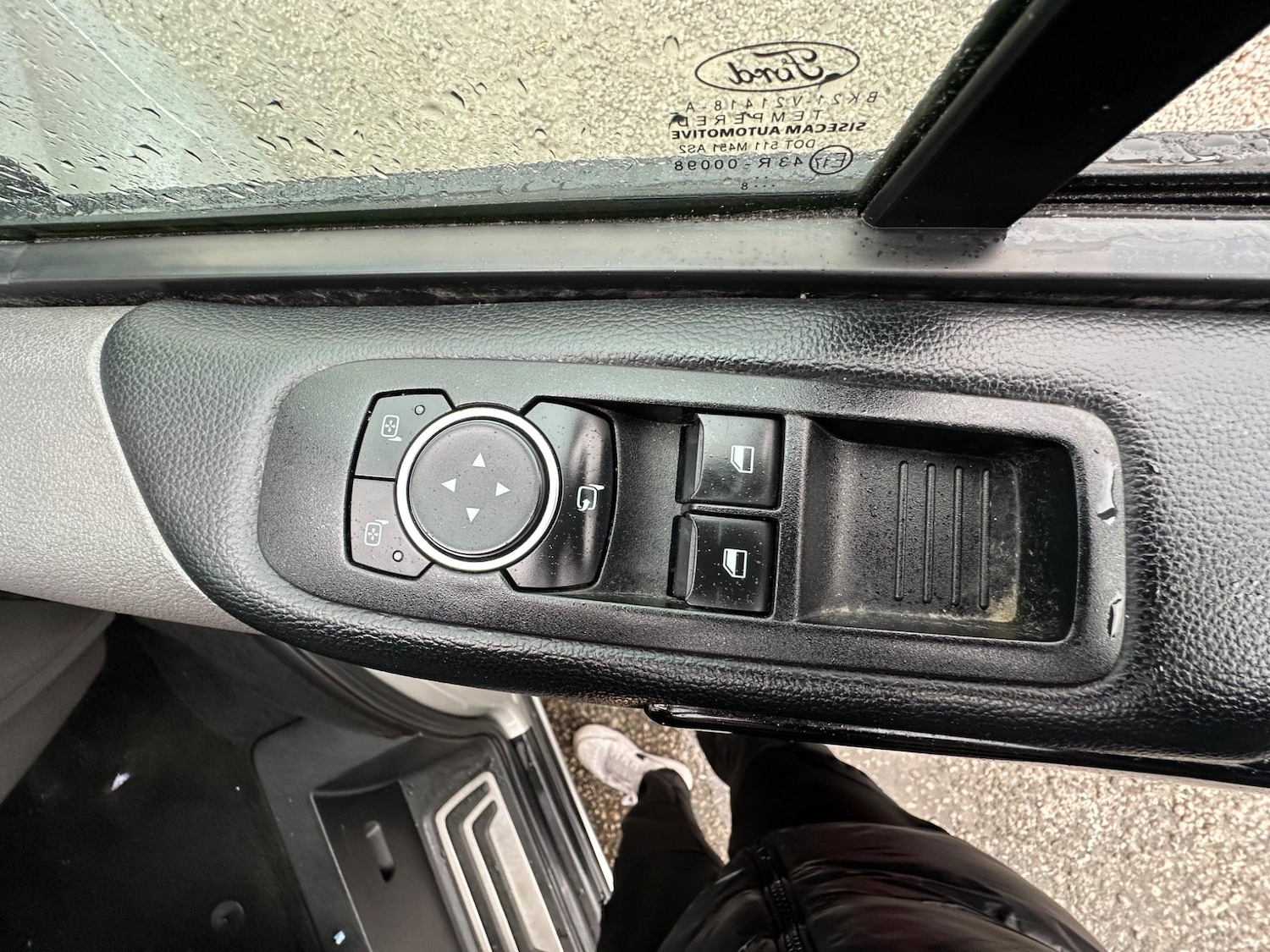 Vehicle 24