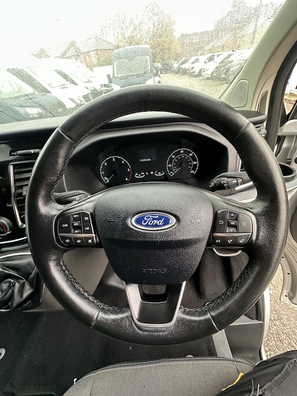 Used Ford Tourneo Custom 2018 for sale - 72833364: Photo 26