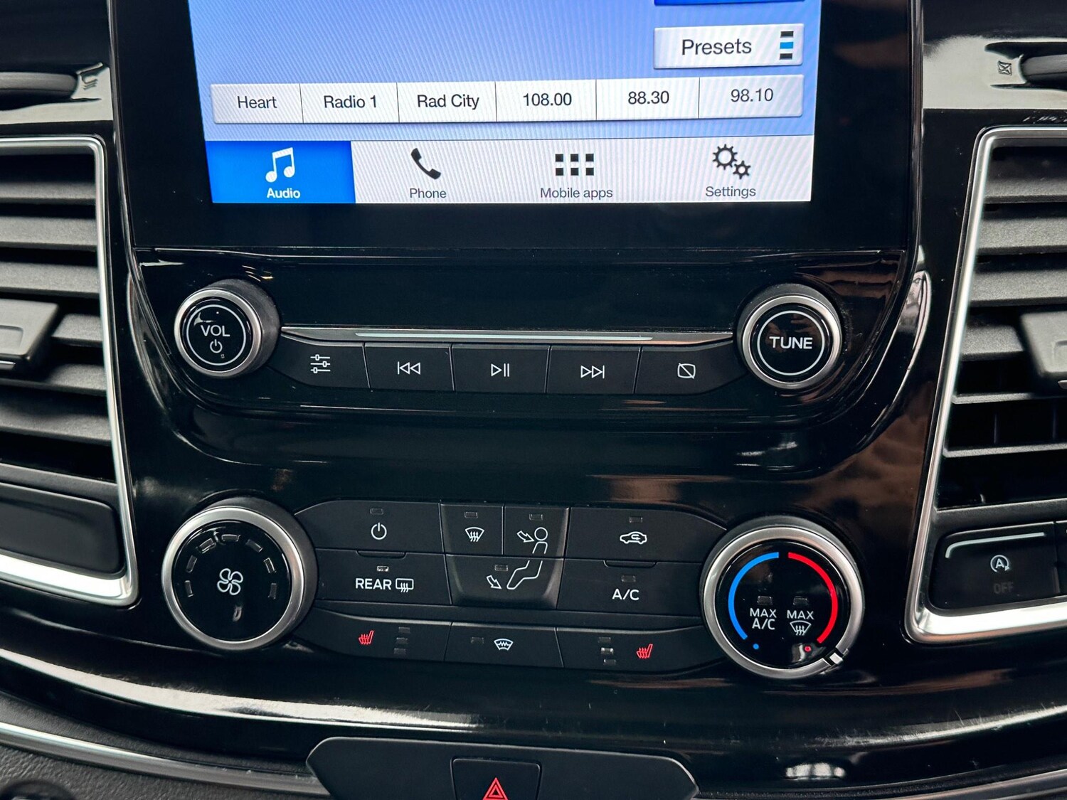 Vehicle 28