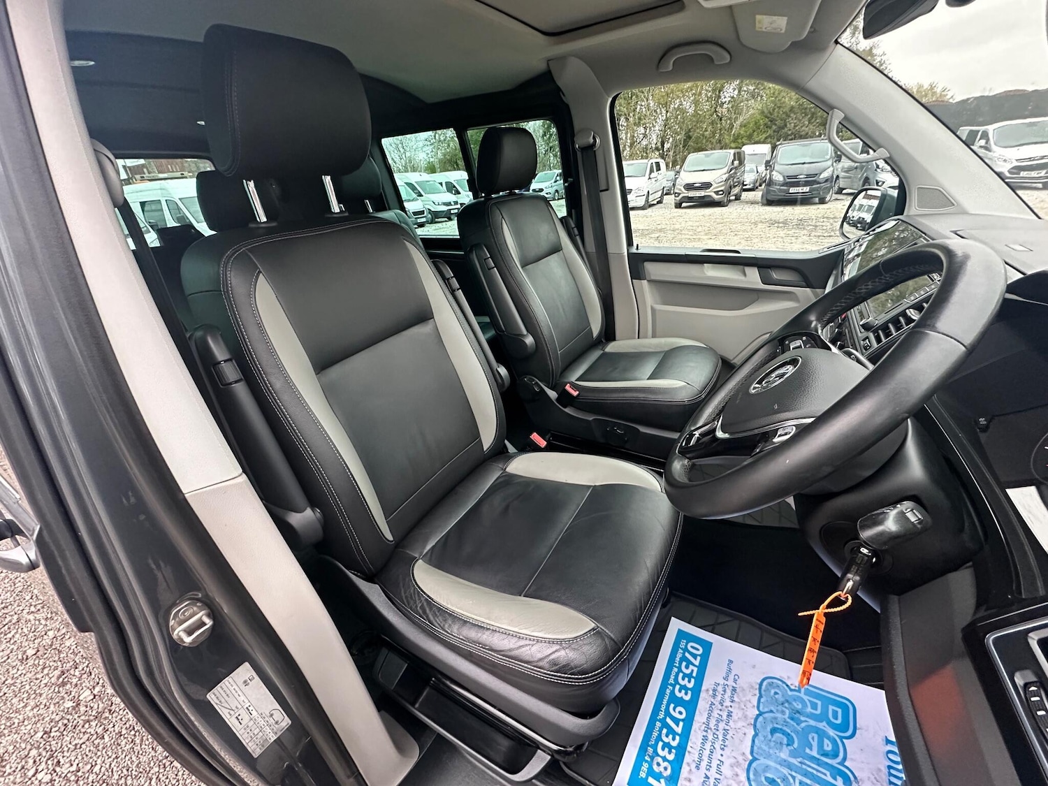 Used Volkswagen Transporter 2017 for sale - 76715483: Photo 10