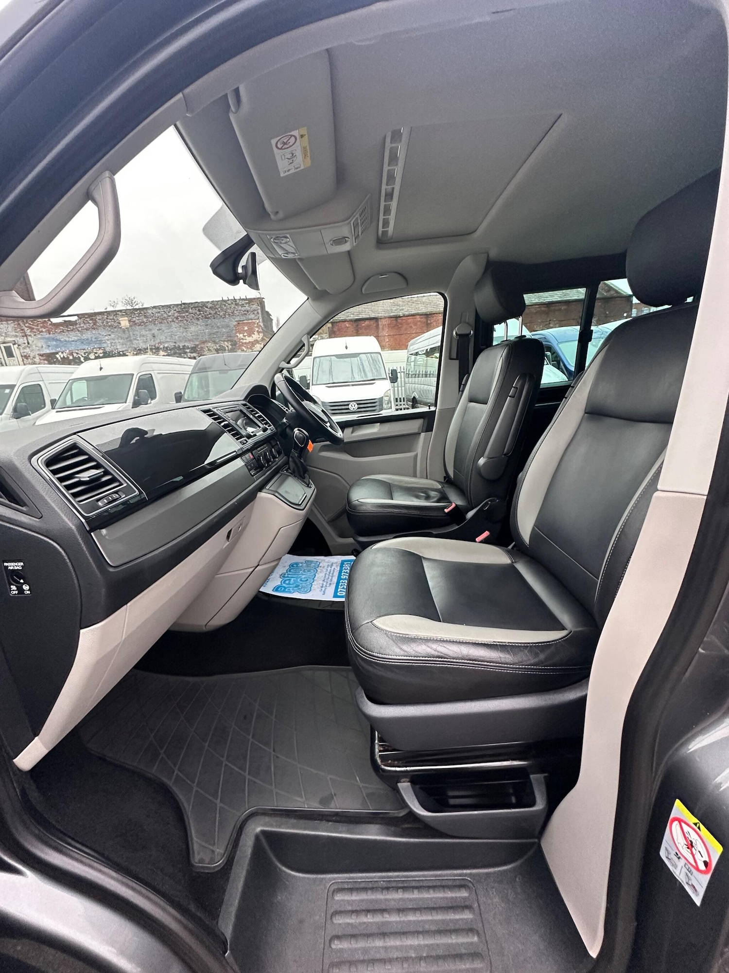 Used Volkswagen Transporter 2017 for sale - 76715483: Photo 16