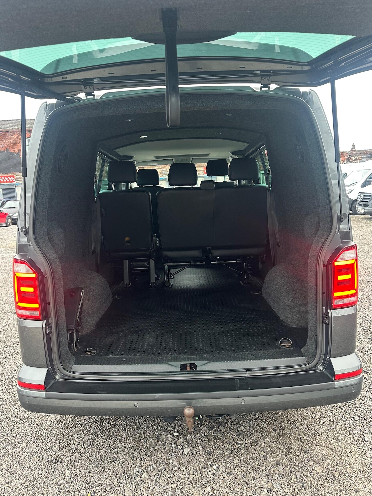 Used Volkswagen Transporter 2017 for sale - 76715483: Photo 19