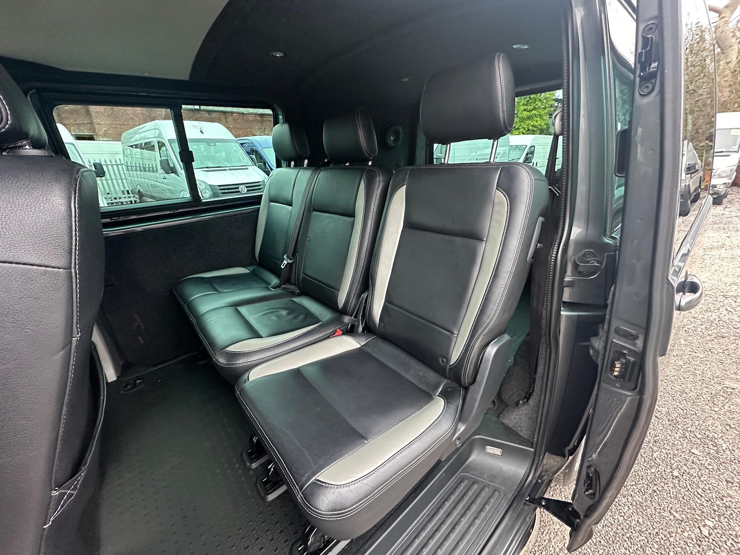 Used Volkswagen Transporter 2017 for sale - 76715483: Photo 20