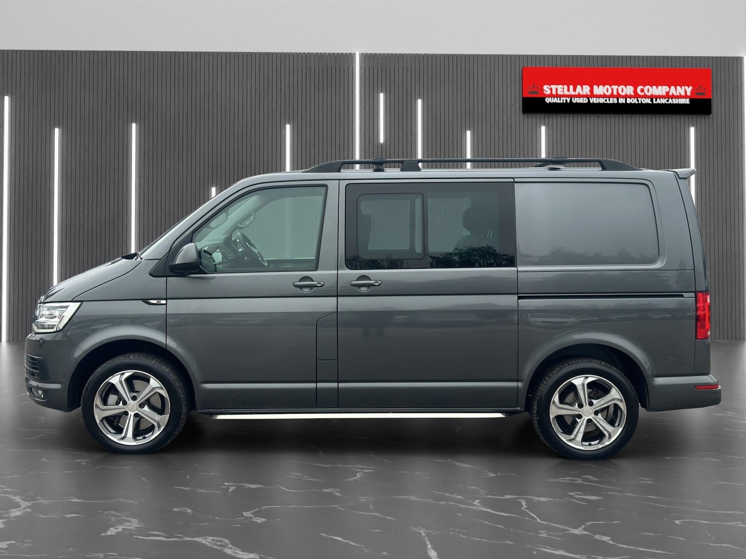 Used Volkswagen Transporter 2017 for sale - 76715483: Photo 5