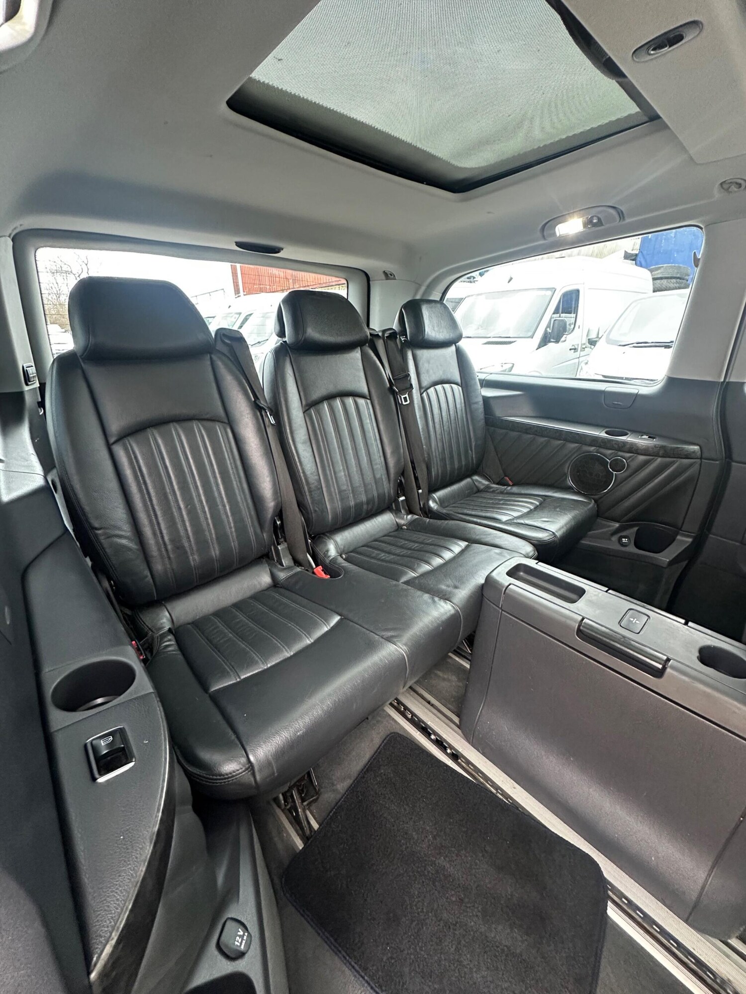 Used Mercedes-Benz Viano 2013 for sale - 77838938: Photo 23
