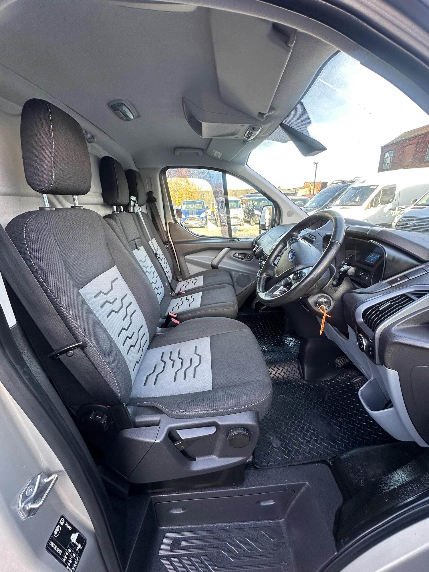 Used Ford Transit Custom 2016 for sale - 76965191: Photo 8