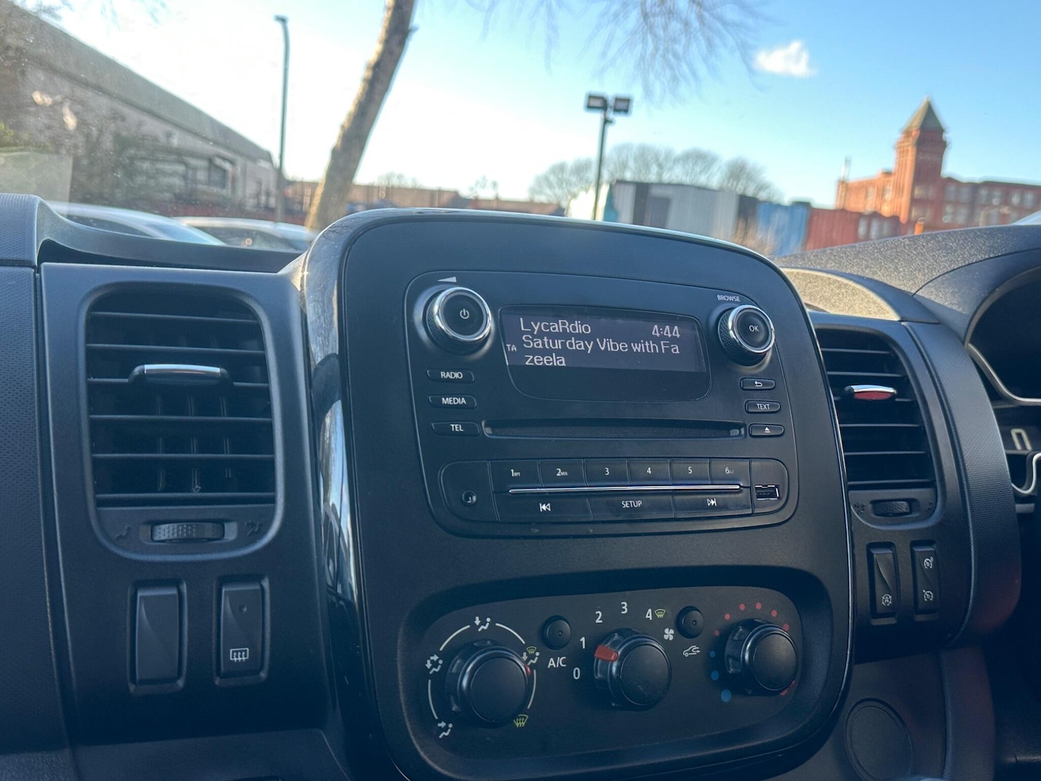 Used Vauxhall Vivaro 2016 for sale - 77704824: Photo 8