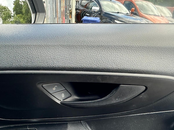 Used Mercedes-Benz Vito 2016 for sale - 75298542: Photo 21