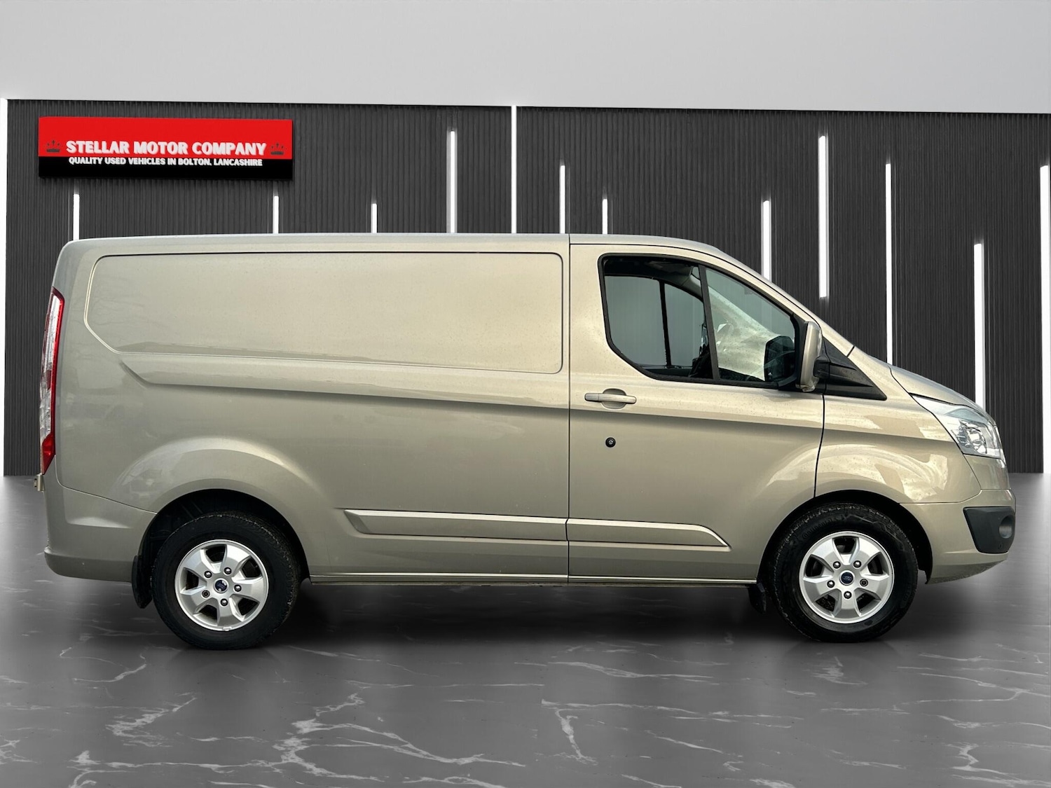 Used Ford Transit Custom 2015 for sale - 76743086: Photo 1