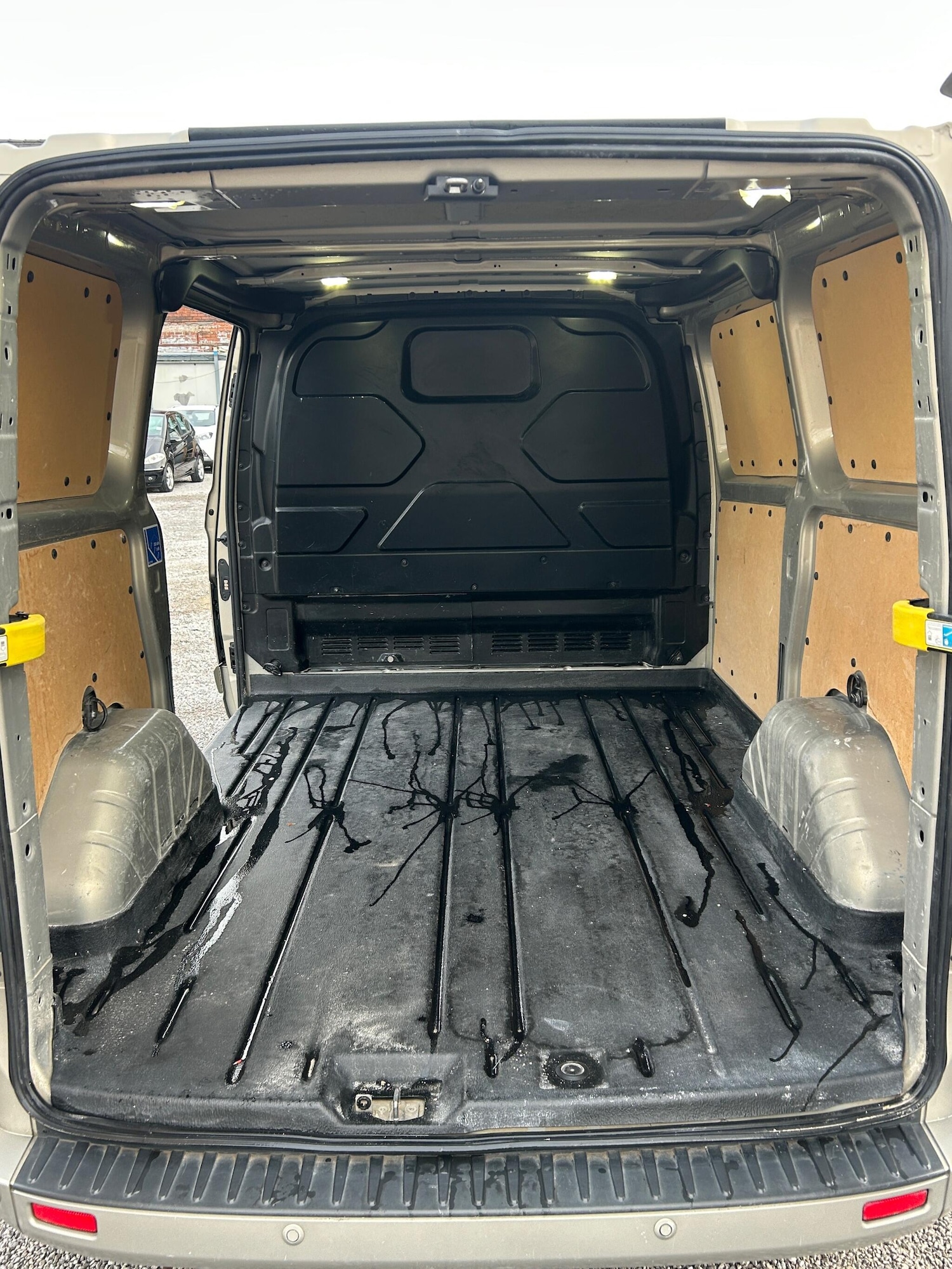 Used Ford Transit Custom 2015 for sale - 76743086: Photo 19