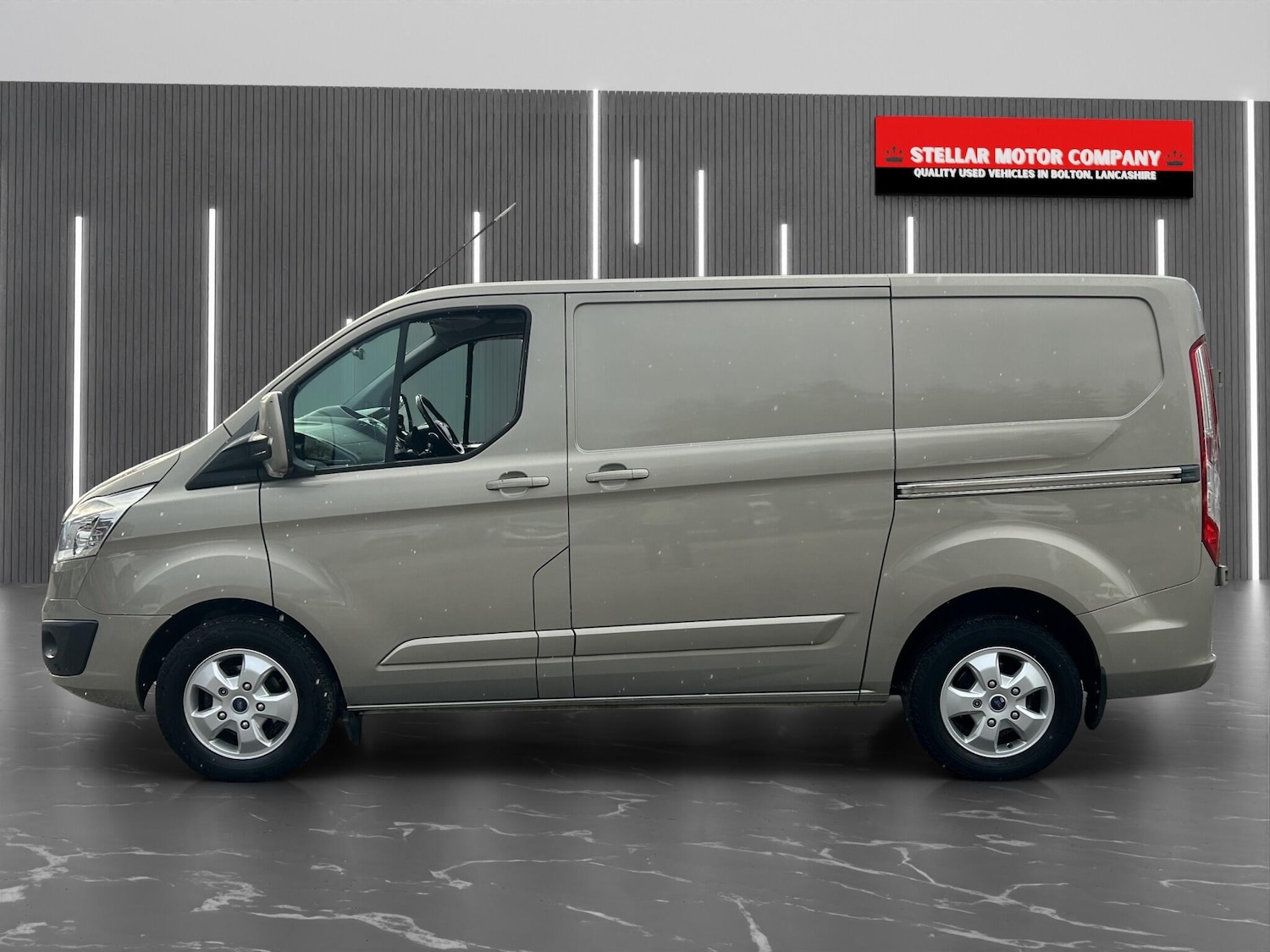 Used Ford Transit Custom 2015 for sale - 76743086: Photo 3