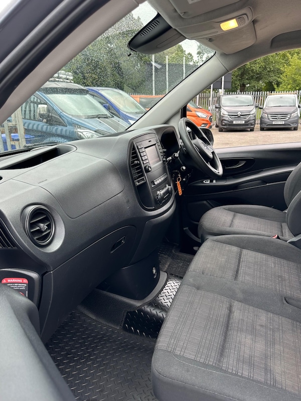 Used Mercedes-Benz Vito 2017 for sale - 75539611: Photo 15