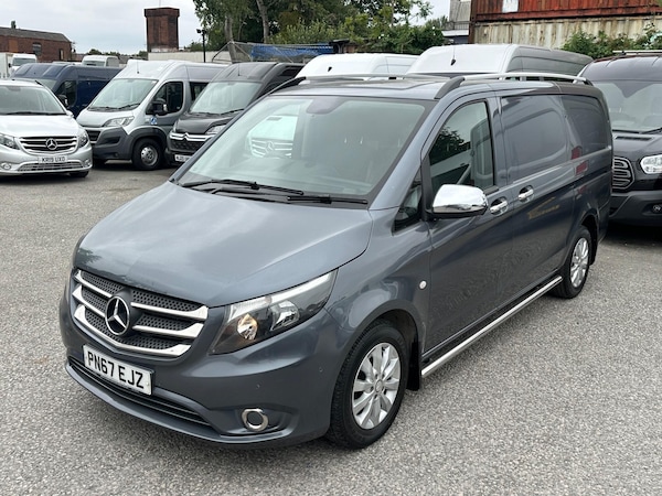 Used Mercedes-Benz Vito 2017 for sale - 75539611: Photo 3