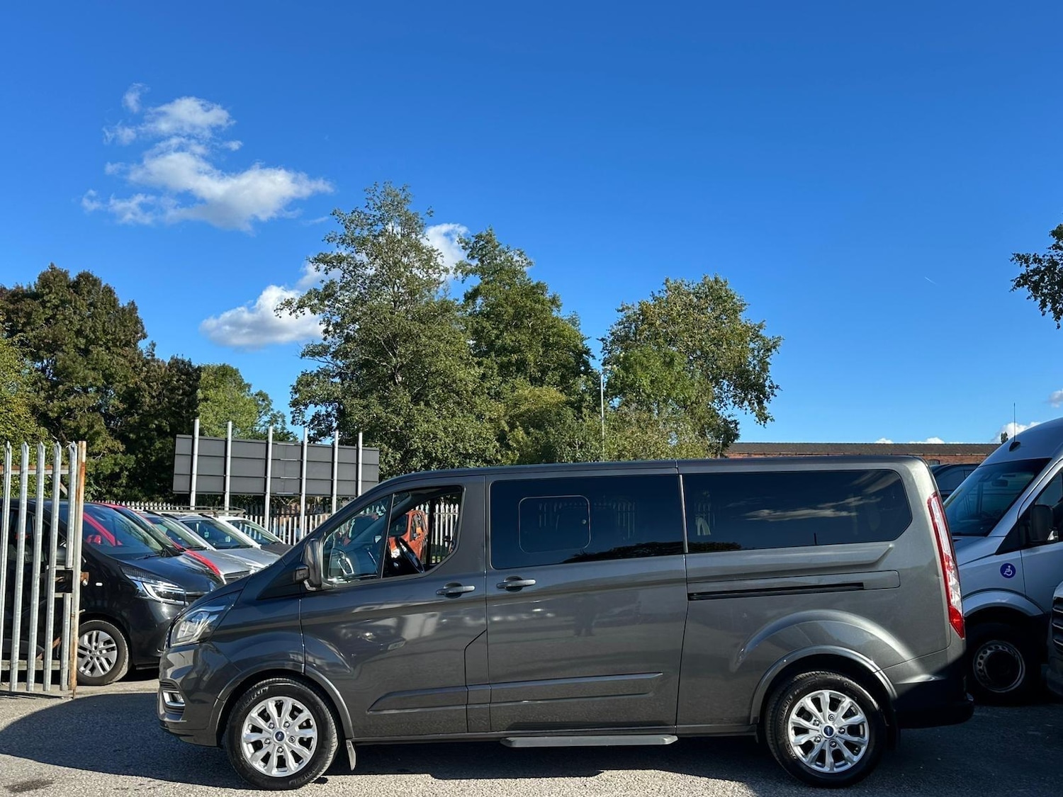 Used Ford Tourneo Custom 2019 for sale - 76083912: Photo 8