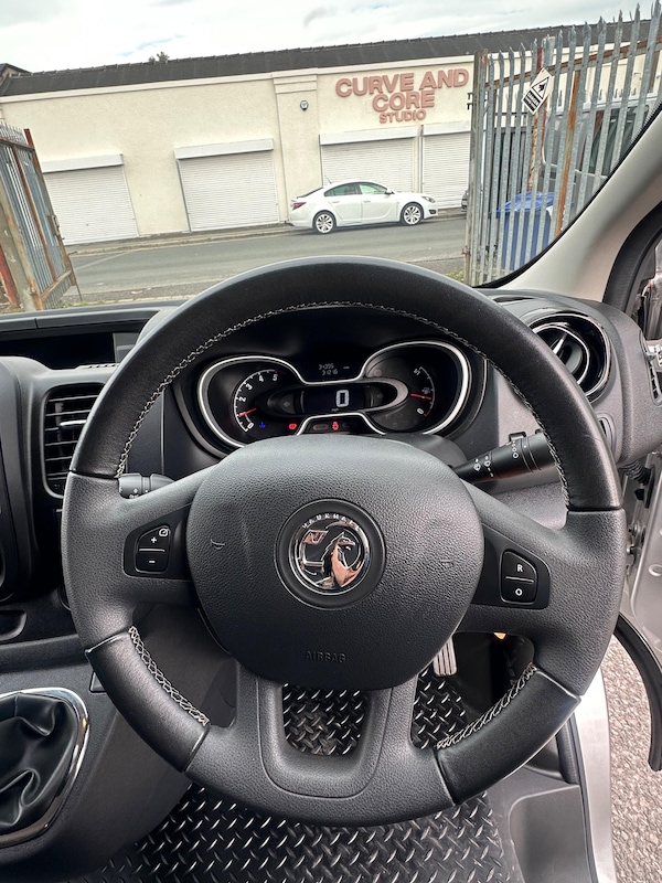 Used Vauxhall Vivaro 2017 for sale - 76152179: Photo 27