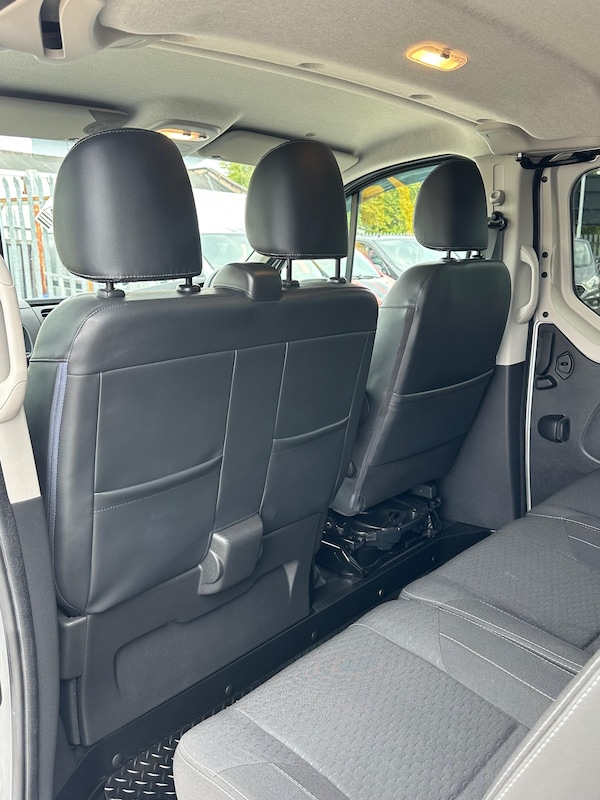 Used Vauxhall Vivaro 2017 for sale - 76152179: Photo 30