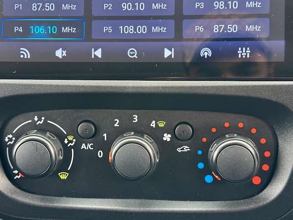 Used Vauxhall Vivaro 2017 for sale - 76152179: Photo 34