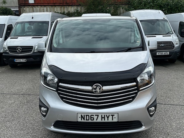 Used Vauxhall Vivaro 2017 for sale - 76152179: Photo 3
