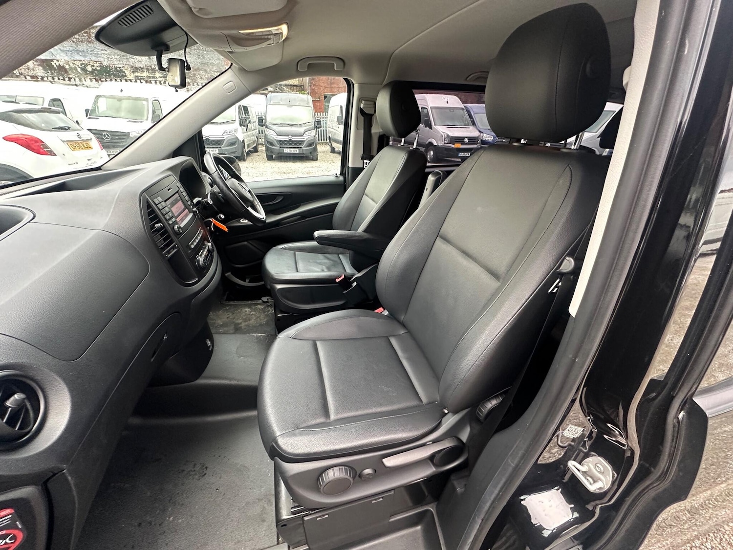 Used Mercedes-Benz Vito 2018 for sale - 76964392: Photo 14