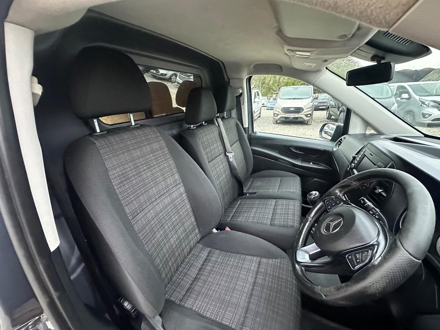 Used Mercedes-Benz Vito 2015 for sale - 76727568: Photo 11