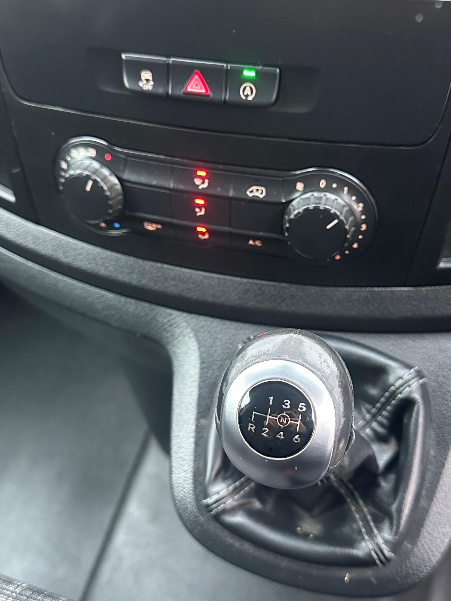 Used Mercedes-Benz Vito 2015 for sale - 76727568: Photo 22