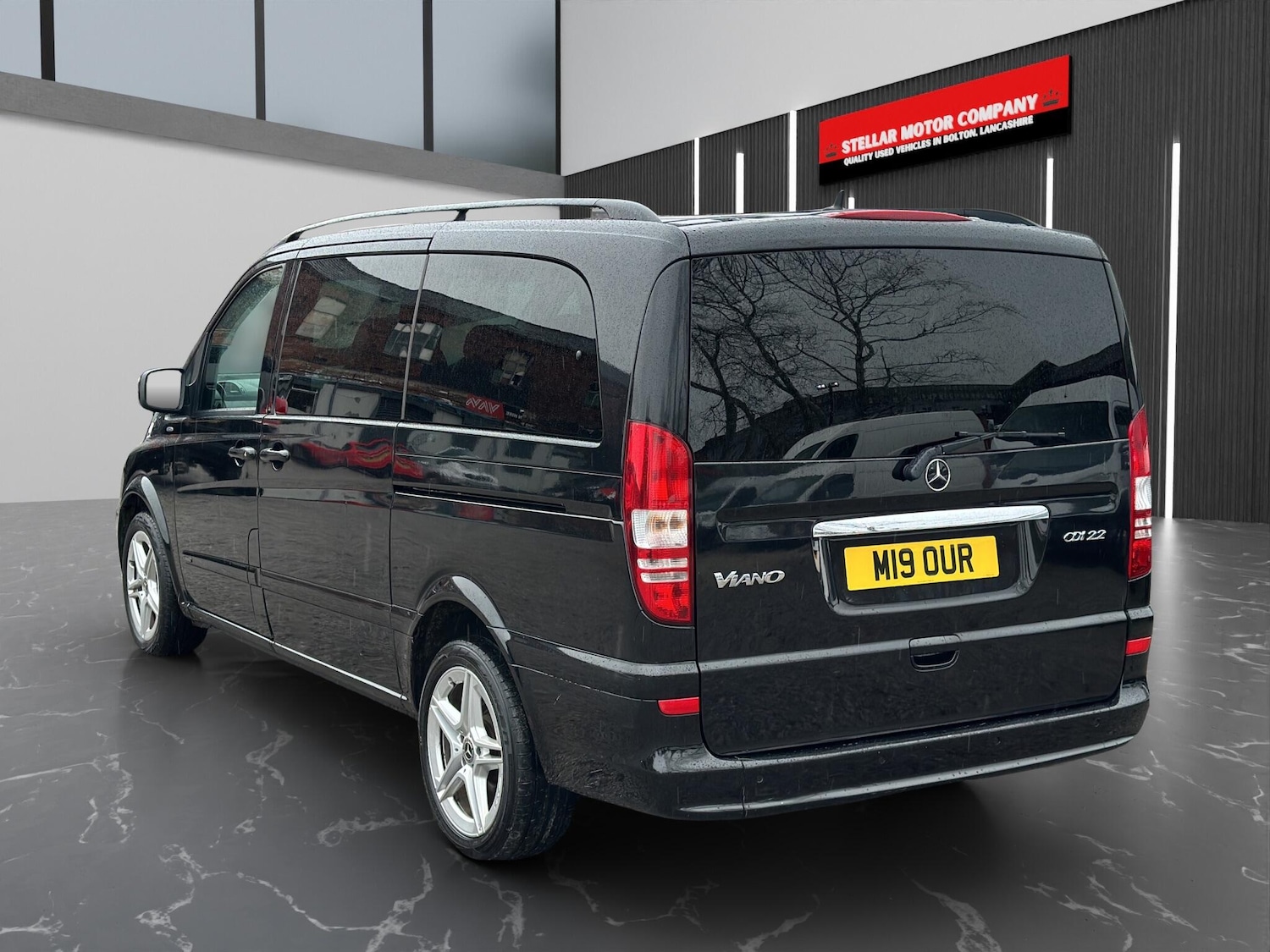 Used Mercedes-Benz Viano 2013 for sale - 76537811: Photo 1