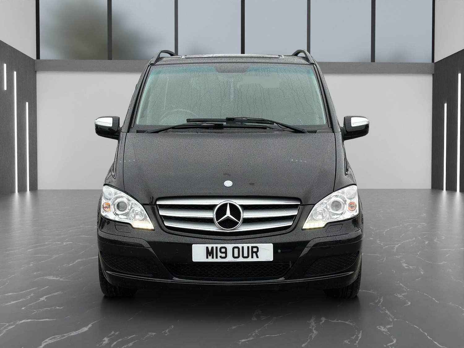 Used Mercedes-Benz Viano 2013 for sale - 76537811: Photo 3