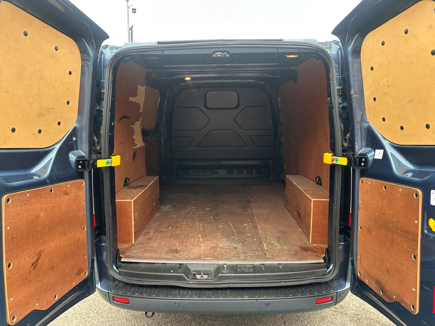 Used Ford Transit Custom 2018 for sale - 78100637: Photo 18