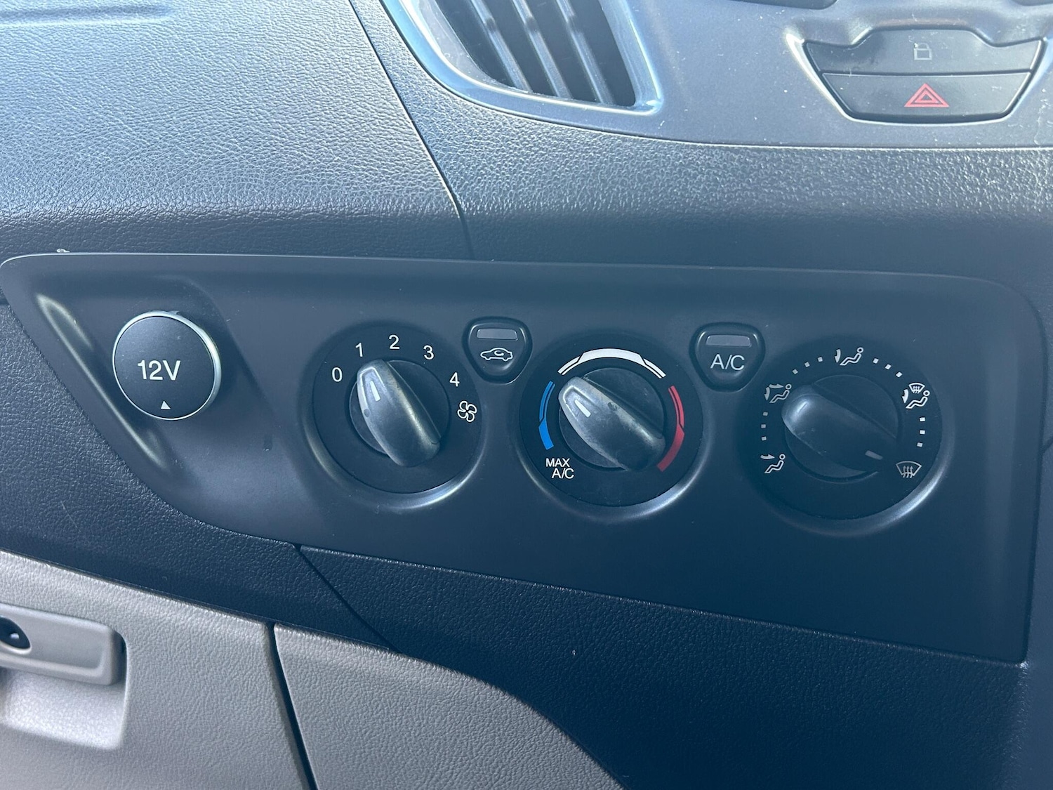 Used Ford Tourneo Custom 2016 for sale - 76996793: Photo 15