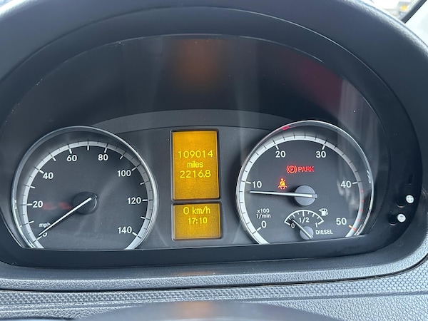 Used Mercedes-Benz Vito 2012 for sale - 76214743: Photo 13