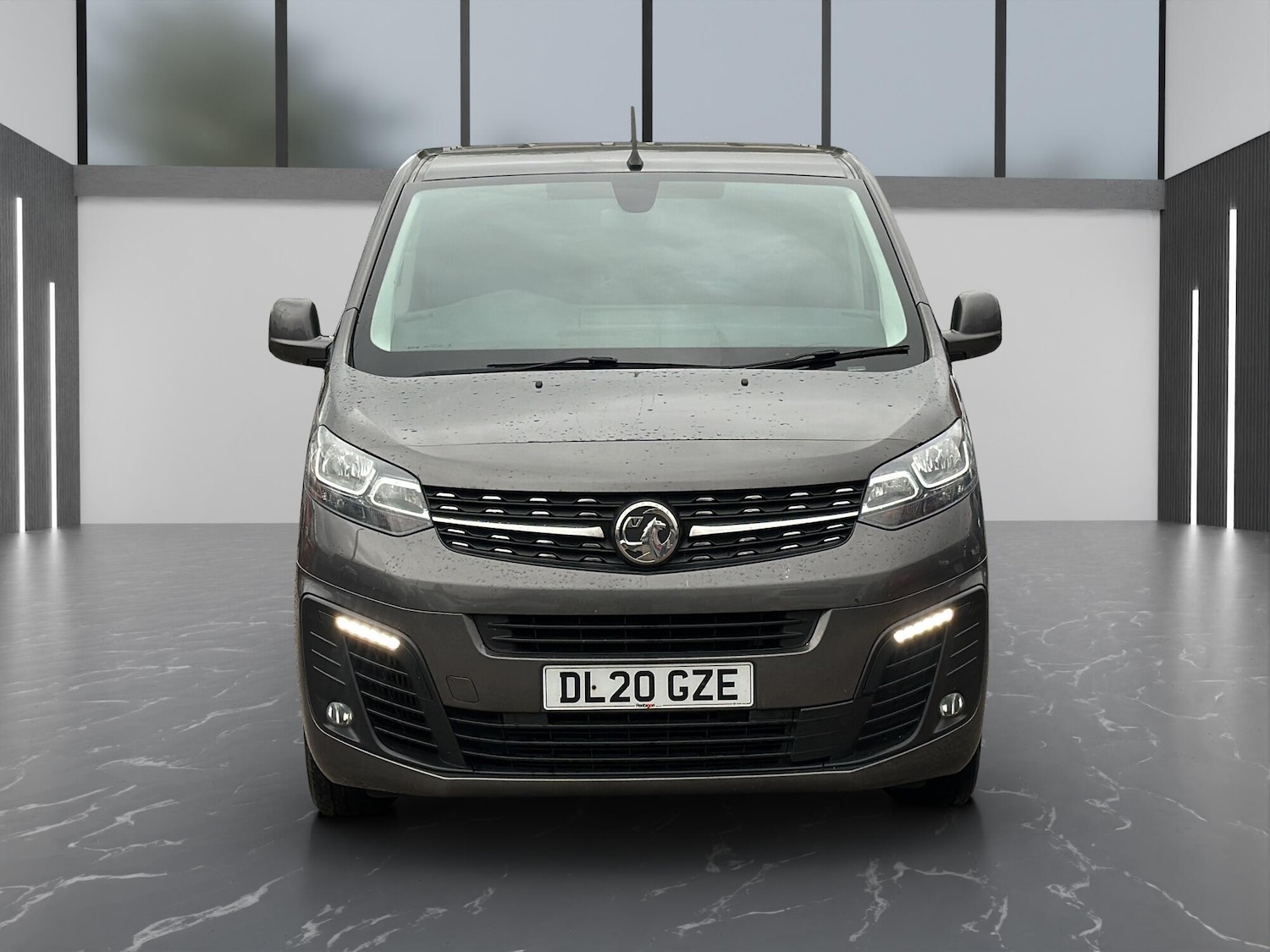 Used Vauxhall Vivaro 2020 for sale - 76550397: Photo 2