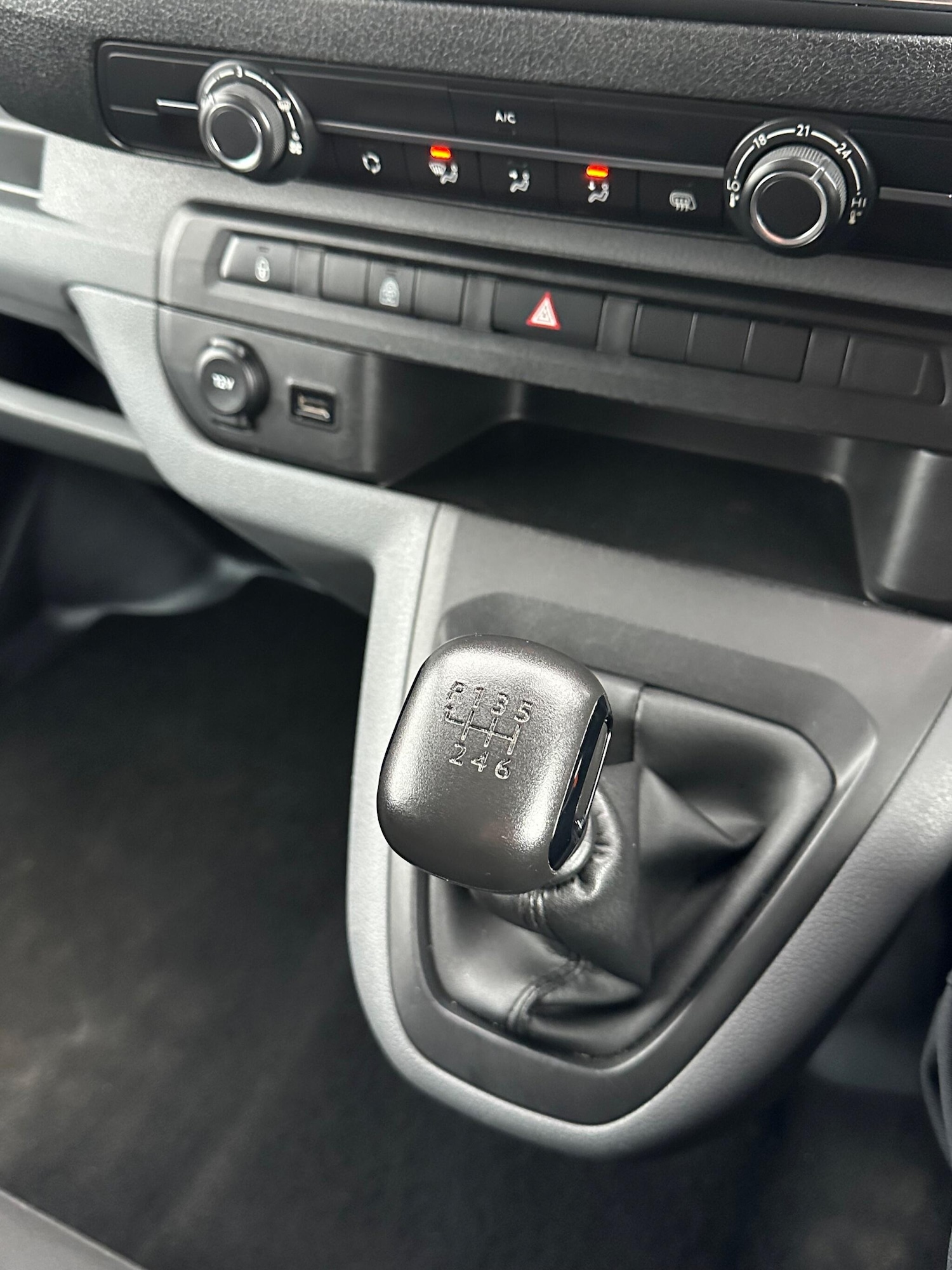 Used Vauxhall Vivaro 2020 for sale - 76550397: Photo 23