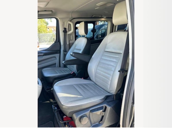 Used Ford Tourneo Custom 2020 for sale - 76284288: Photo 21
