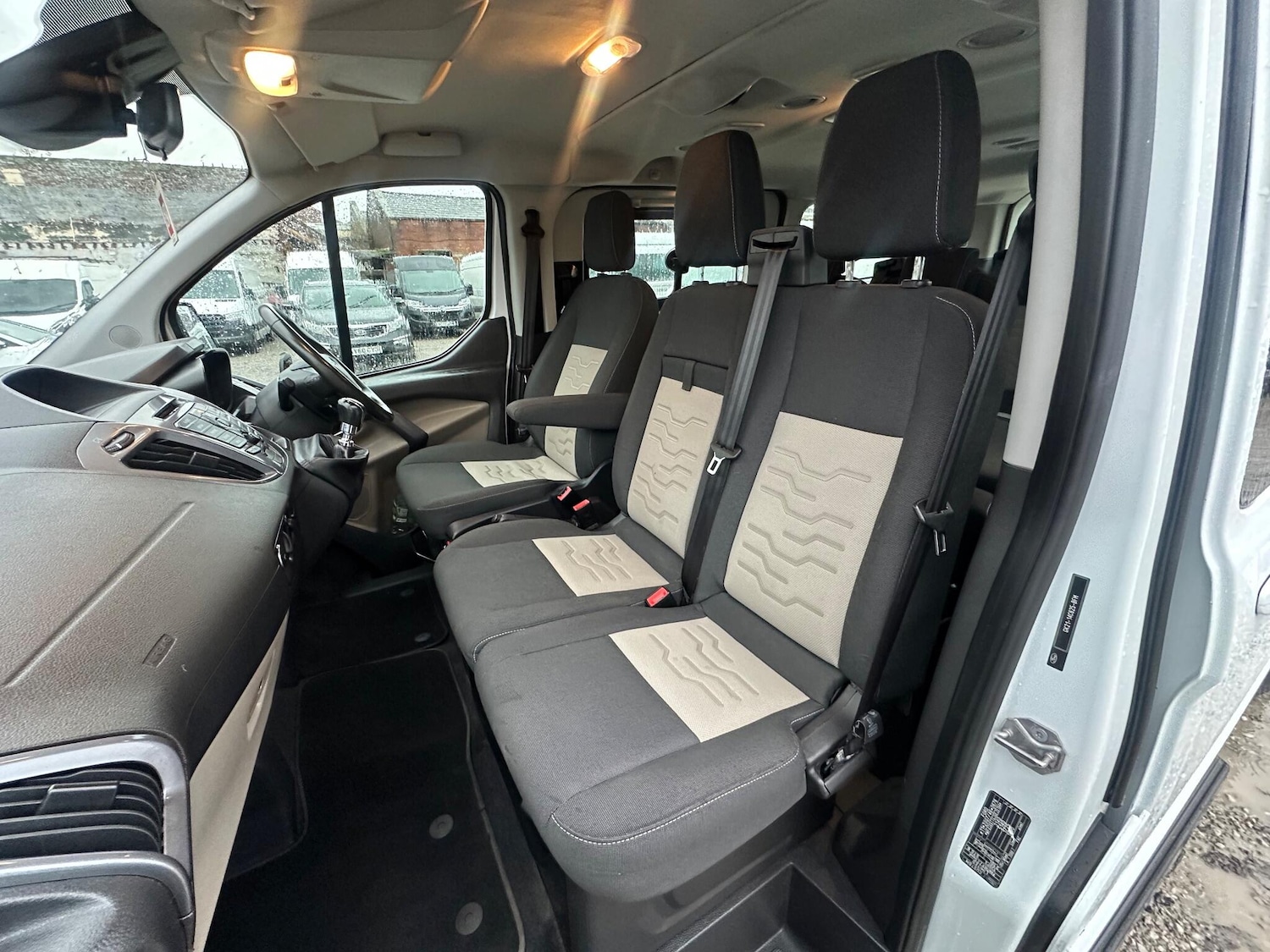 Used Ford Tourneo Custom 2017 for sale - 76824862: Photo 16