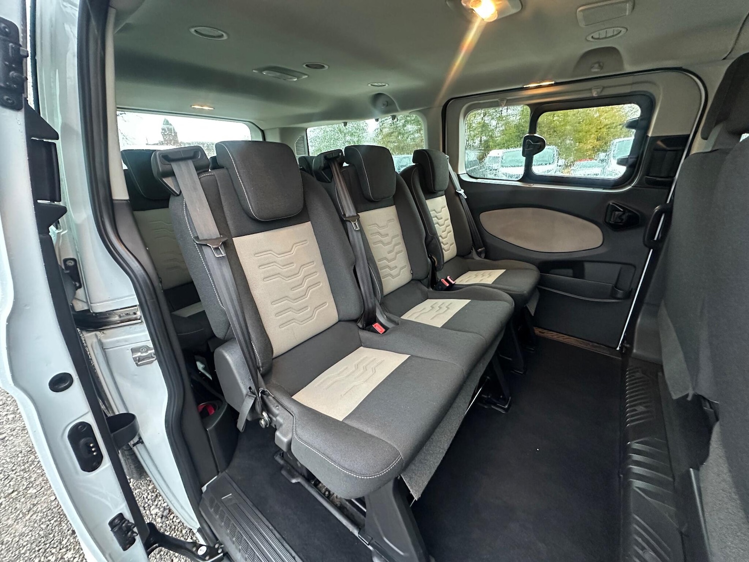 Used Ford Tourneo Custom 2017 for sale - 76824862: Photo 24