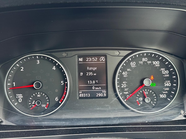 Used Volkswagen Transporter 2018 for sale - 76296082: Photo 16