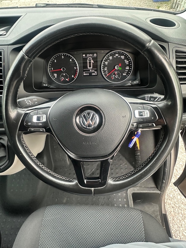 Used Volkswagen Transporter 2018 for sale - 76296082: Photo 23