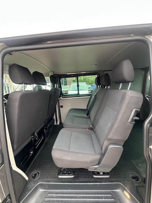 Used Volkswagen Transporter 2018 for sale - 76296082: Photo 26