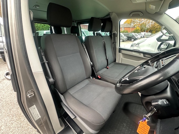 Used Volkswagen Transporter 2018 for sale - 76296082: Photo 9
