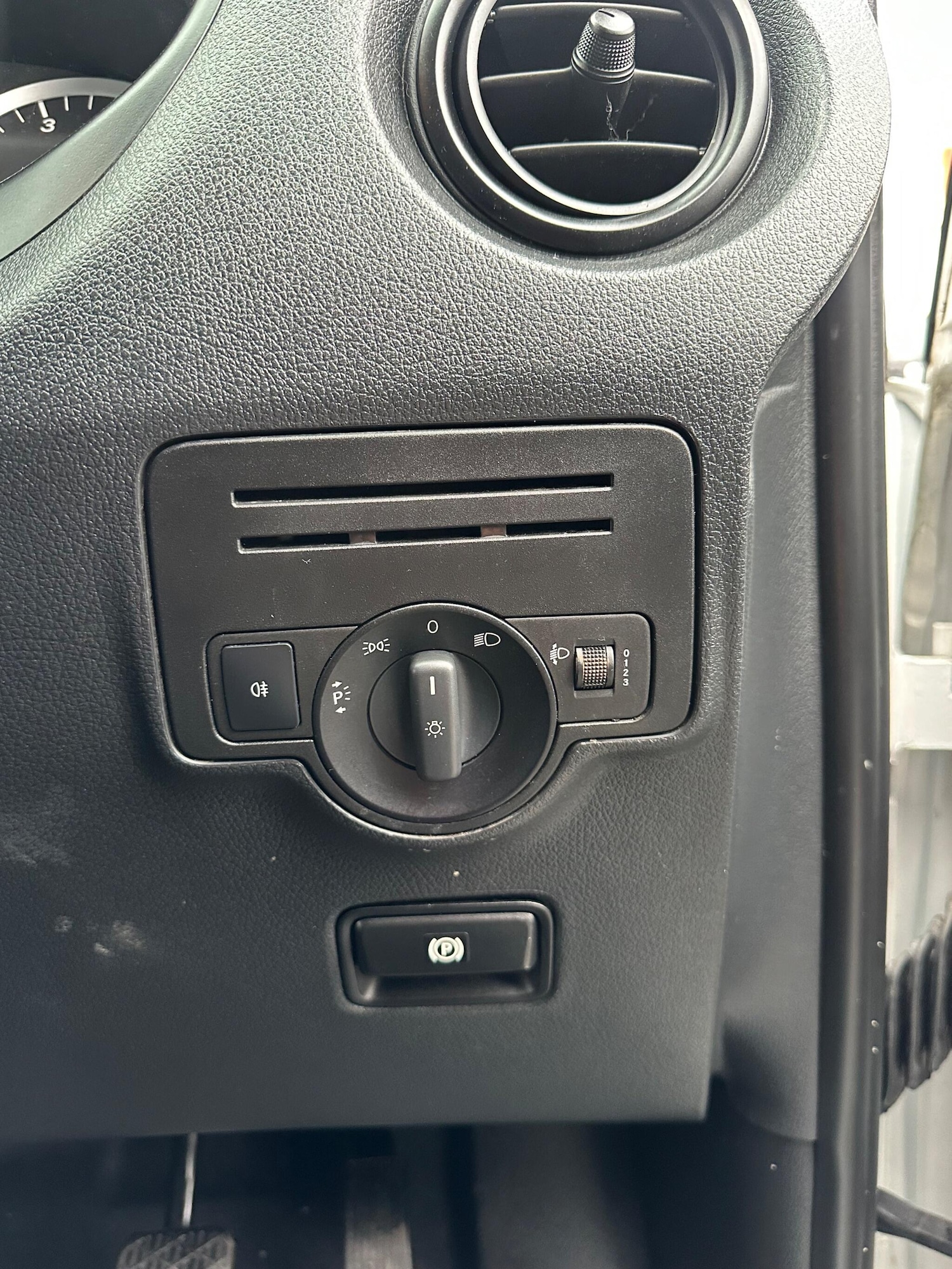 Used Mercedes-Benz Vito 2015 for sale - 76424996: Photo 11