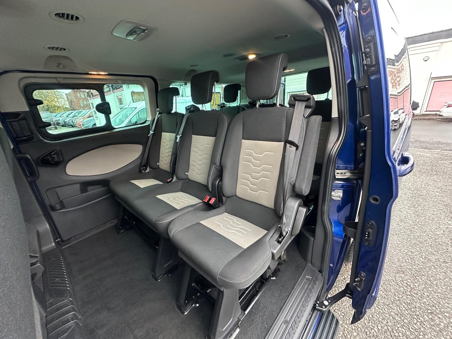 Used Ford Tourneo Custom 2015 for sale - 76499416: Photo 21