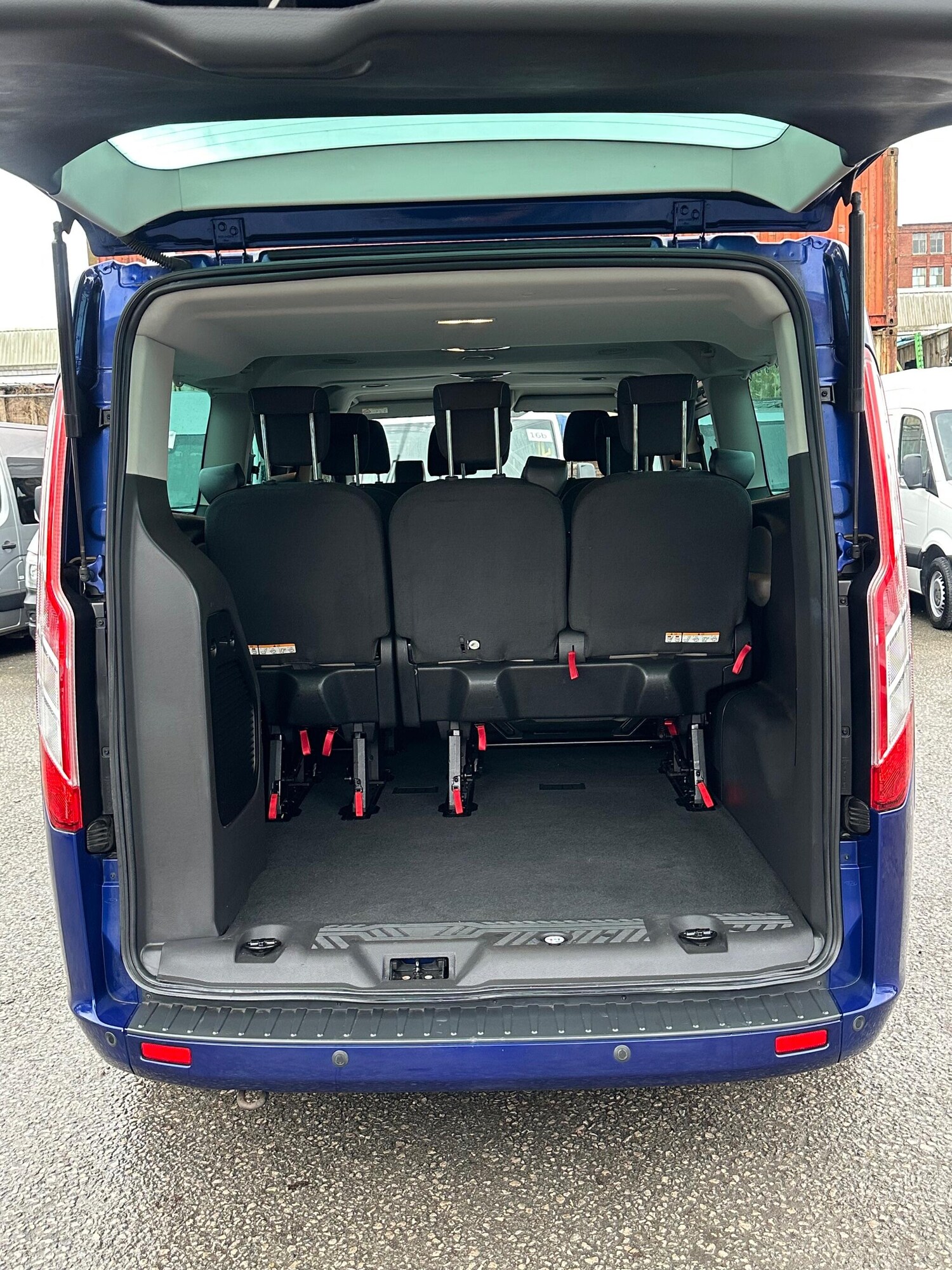 Used Ford Tourneo Custom 2015 for sale - 76499416: Photo 26