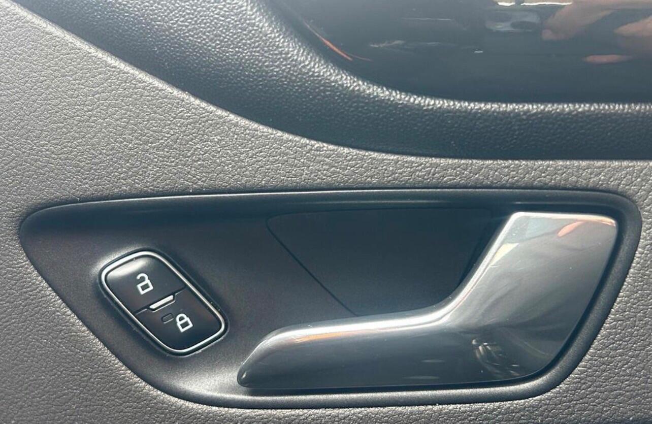 Used Ford Transit Custom for sale - 77084388: Photo 21