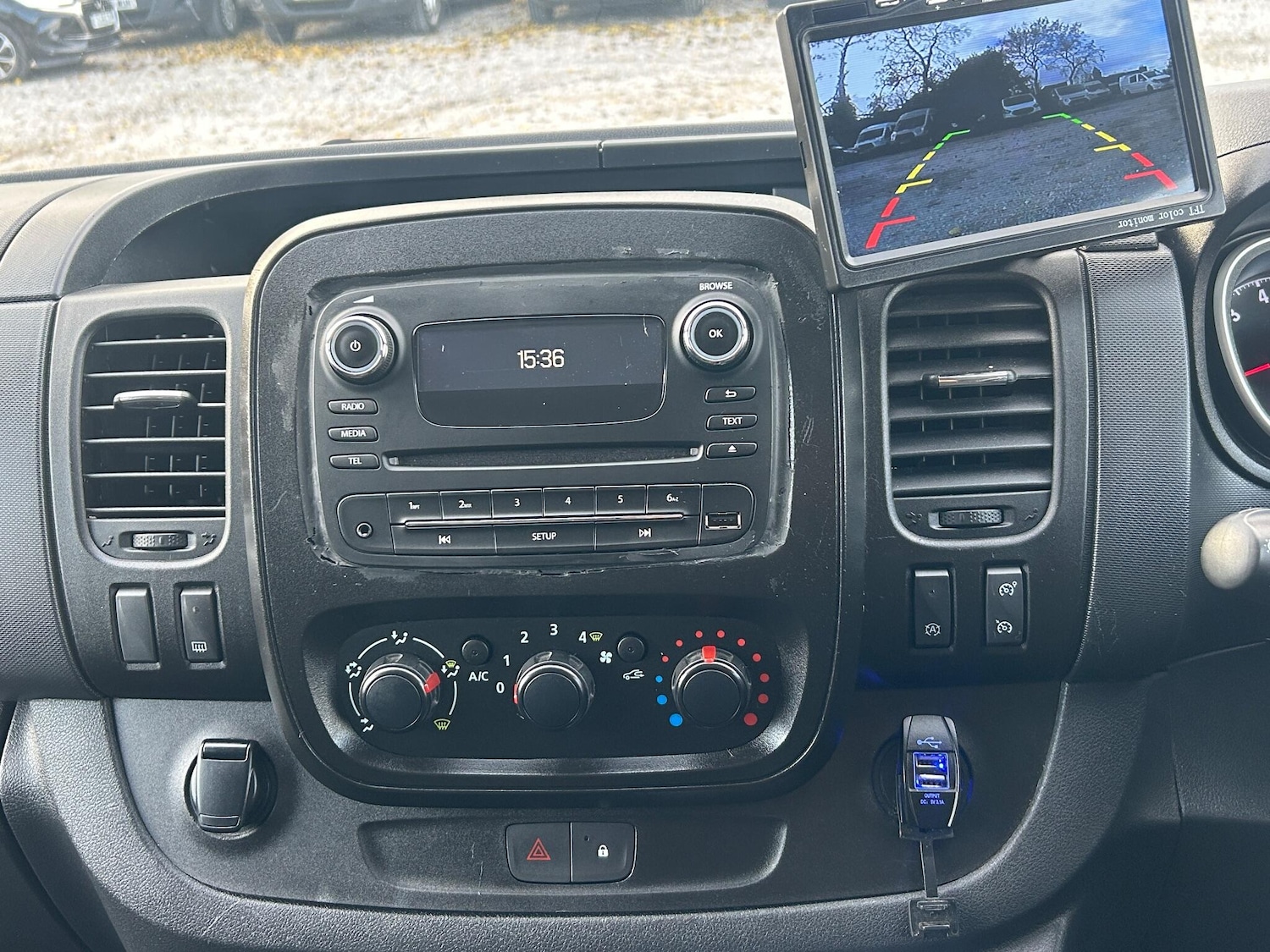 Used Vauxhall Vivaro for sale - 76476607: Photo 6