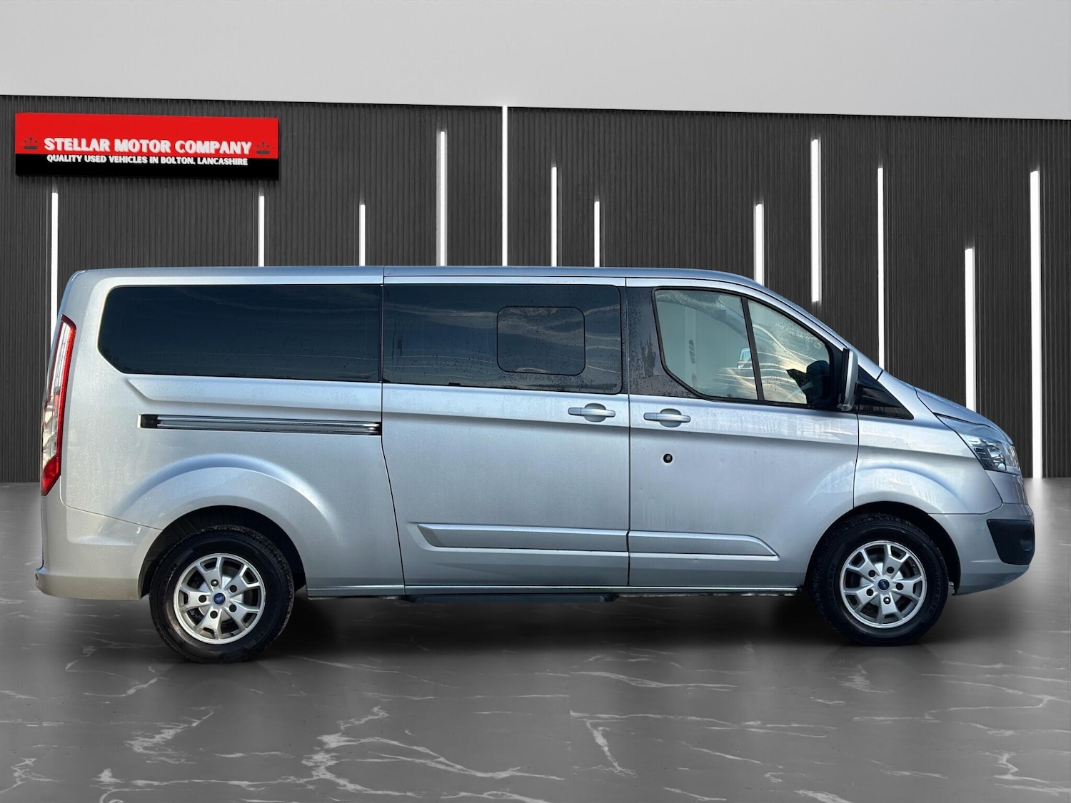 Used Ford Tourneo Custom 2015 for sale - 76992792: Photo 8