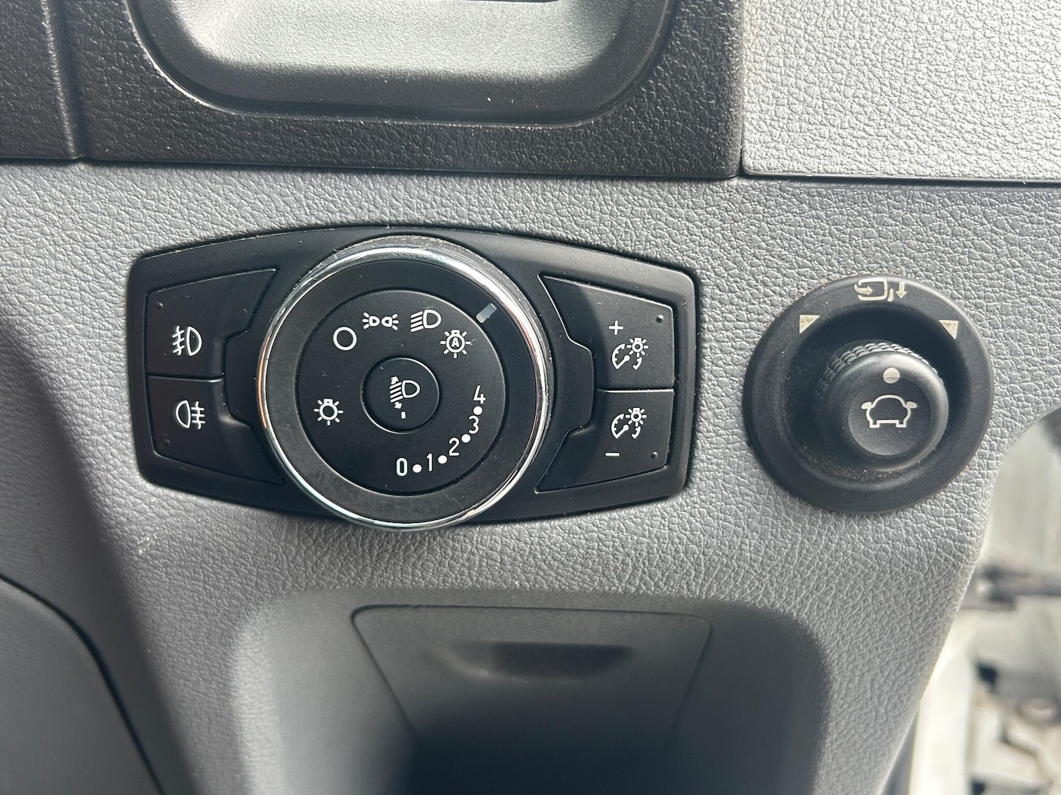 Used Ford Transit 2015 for sale - 76336519: Photo 13