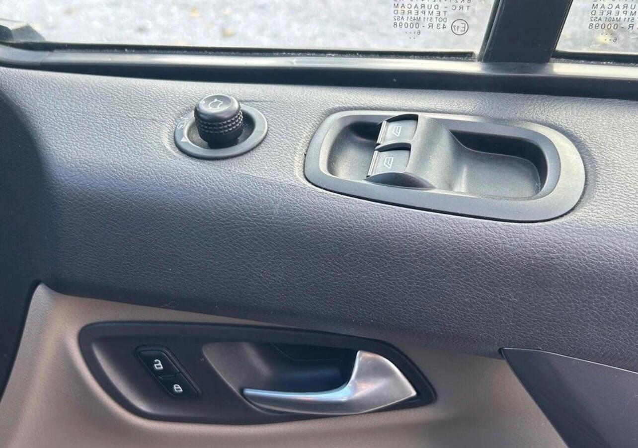 Used Ford Tourneo Custom 2017 for sale - 77982624: Photo 24